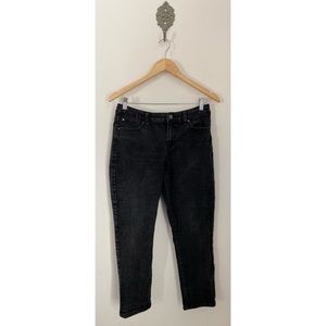 Jennifer Lopez • Distressed Edgy Black Capri Jean Pants